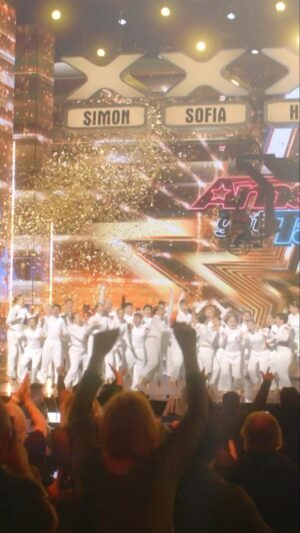 Howie Mandel Instagram - @brentstreet is dancing their way straight to the Lives with @howiemandel’s Golden Buzzer. watch #AGT tuesdays on @nbc and streaming on @peacock.