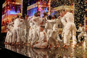 Howie Mandel Instagram - cue the gold confetti for @brentstreet! ✨ cannot wait to see what @howiemandel’s Golden Buzzer does in the Lives. #AGT