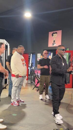Howie Mandel Instagram - We had an incredible time with @rayj on the @howiemandel Does Stuff podcast. It was a brilliant episode and Ray J is a force. Watch the full episode on YouTube. 

#HowieMandel #RayJ #HowieMandelDoesStuff