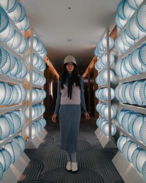 Hsu An-Chih Instagram - 年末裡的各種我，
🌚一下這樣、一下那樣🌝