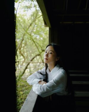Hsu An-Chih Instagram - 「世界最初是一片混沌的綠色。」
