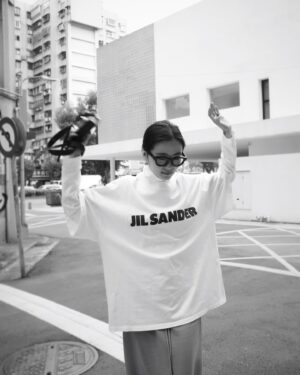 Hsu An-Chih Instagram - Love is the answer to everything.

🤍🖤