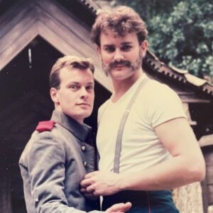 Hugh Bonneville Instagram - My first job. With Karl James during the tech rehearsal for ‘Arms and the Man’ at Regent’s Park Theatre, 1986. Between us I think we had six lines.

@regentsparkoat #armsandtheman