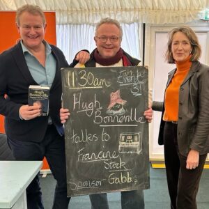 Hugh Bonneville Instagram - Thank you to Francine Stock for the chat and the audience for such a warm welcome to @hayfestival Winter Weekend.

#PlayingUnderthePiano #memoir #HayFestival #HayWinterWeekend
📷 @adamtattonreid first pic