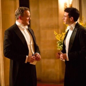 Hugh Bonneville Instagram - With @tom_cullen as Tony Gillingham in Downton Abbey. Tempus fugit. #behindthescenes #DowntonAbbey #S4 #2013 #whatisasmelter #TheGold

📷 @nickbriggsphoto