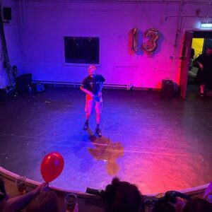 Hugh Bonneville Instagram - Edinburgh Festival - live humans being variously brilliant, boring and bonkers… A.I. can take a running jump. Saw 14 shows, have blisters. Recommend: 
Adults @traversetheatre
007 Voices of Bond @nightowlshows @maiaelseyy
Maggie Crane: Side By Side @maggiecrane
Creepy Boys @thecreepyboys
Burning Down the Horse @chipfishing
Be My Guest @moniabaldiniartist

#LivePerformance #EdFringe