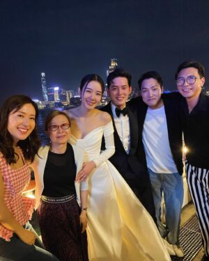 Hugo Wong Instagram - 婚禮上通常都會跟男方說：一定要好好照顧你老婆
但我感受到 這些話已經不用多說
我知道你一定會愛惜她 
你們一定會幸福美滿
永遠「勁甜麥」💗
#天造地設的一對