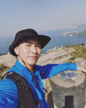 Hugo Wong Instagram - 「愉景灣-老虎頭」
第一次從這個角度看香港
由赤鱲角機場到香港仔盡收眼簾～
不過沿途沒什麼遮陰位
最好秋冬時份前往～