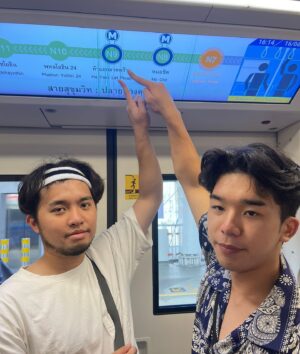 Hui Yin Instagram - [官宣]
試當真的《EA Exam真係驚》系列即將製作成電影

由細到大
我阿媽（腎媽）經常跟我說一句話
「所有嘢都有佢嘅原因！」

想起我阿媽（腎媽）的這句說話
我問自己
為何要要將已上載到網絡的內容
製作成電影呢？

我想了一晚
以下是三個原因 
頭兩個都是很官方的
我想第三個才是真正原因

原因（一）：
雖然影片點擊率不少
但仍然有很多人未看過
（試當真的fans只是小眾😆！）
這部影片記錄了DSE學生的迷惘和不知所措
它對學生和家長有參考作用
有一點點的教育意義

如果剪輯成電影版
從YouTube引入到另一個媒體
可以觸及更多年齡層
也可以讓更多準備接受公開試洗禮的人
無論是家長或學生
做個心理準備

原因（二）：
影片記錄了香港公開試如何影響了廣大學生
甚至整整一代人
如果電影版參加國際電影節
可以讓人認識到香港學生所面臨的問題
探討這些問題是世界性
還是香港獨有的

終極原因（三）：
純粹私心想用電影去說故事

這始終是每個說故事的人都有過的夢想吧…

雖然近年已少提「夢想」這兩個字
想做個現實一點的人 
但歸根究底這夢還在

如果把自己嘔心瀝血經營出來的故事
在大銀幕呈現出來給觀眾
只是想像一下
也有點眼濕濕🥹
電影對創作人來說
就是有很難抗拒的魔力

（除非親眼見到票房仆直、好難睇又好多人讚的電影
這魔力會減退一下😂
但過一排又會恢復魔力，好蠱惑的）

By 許賢
@official_huiyin 
1.3.2024

#hkdse
@trialanderror924