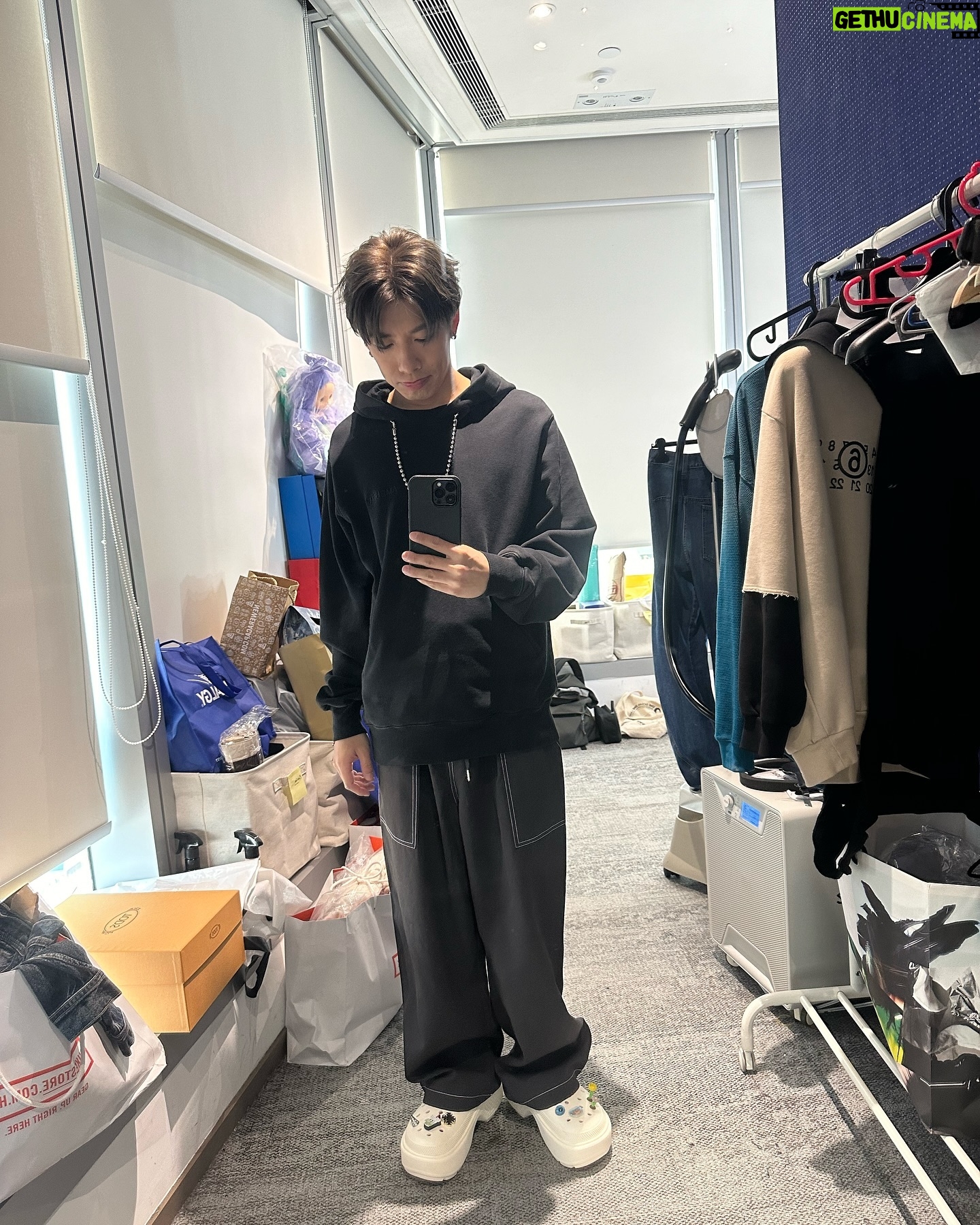Hung Ka-ho - 20.4K Likes - 我無內部認購啦真係
請大家試吓17號用恒生信用卡優先訂飛🥲