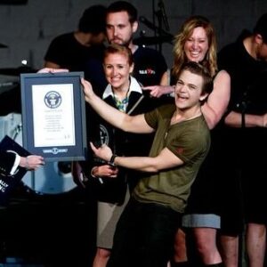 Hunter Hayes Instagram - Ok, celebrating a lot of career milestones today! 10 Years of 
A-Storyline the album
B-Invisible
C-HOLDING A GUINNESS WORLD RECORD! 
I’m on cloud nine today. So grateful for all of you and every part of our Storyline! #guinnessworldrecord #hunterhayes #storyline