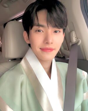Hur Hyun-jun Instagram - 