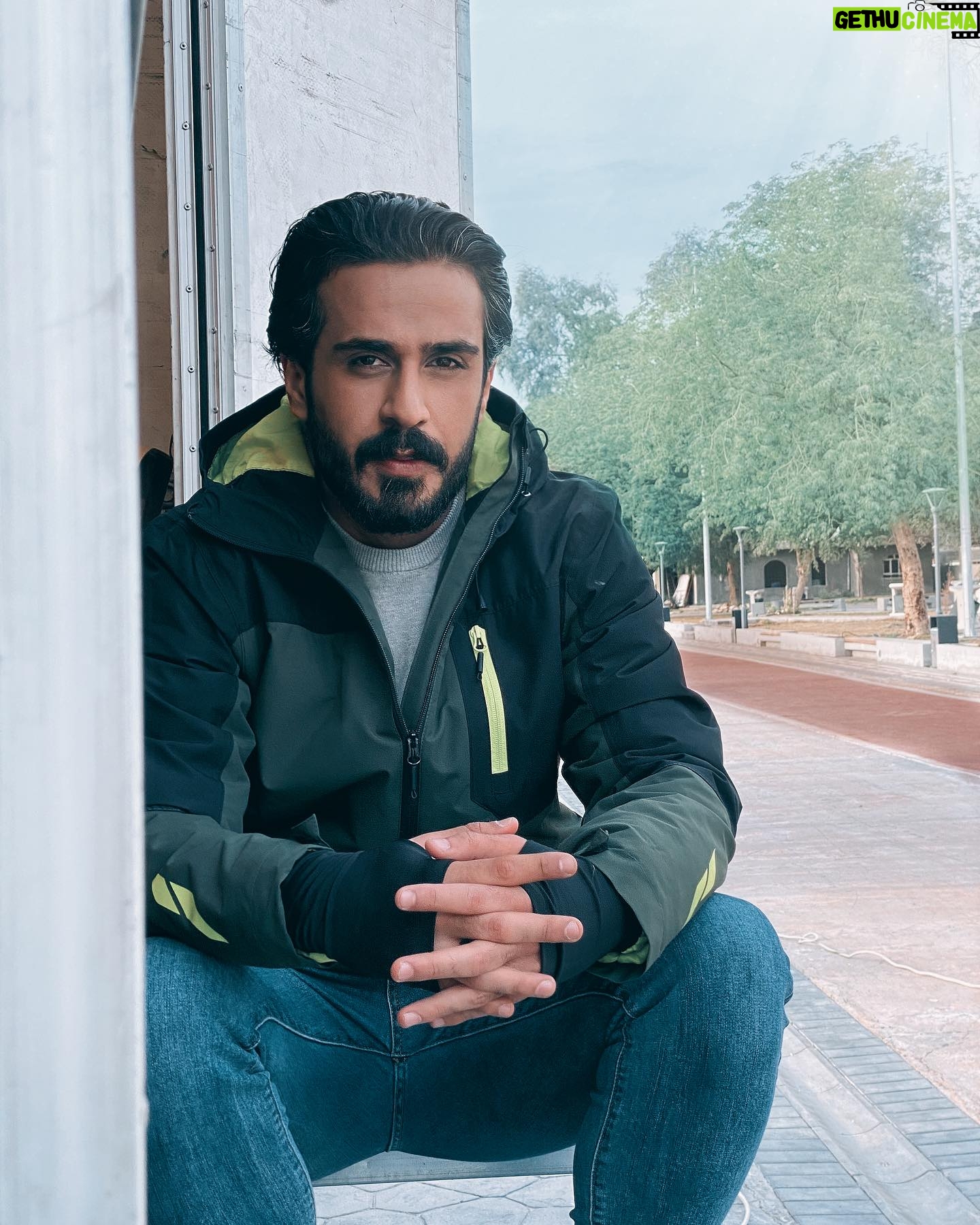 Hussein Hafez - 9.6K Likes - عافو بنات الدنيا كلها.. الا يزوجوني شذى !!؟؟؟
شتكولون انتو ؟؟
رأيكم بحلقة اليوم 🔥 ؟
#عاصم | #عسل_مسموم
#حسين_حافظ
