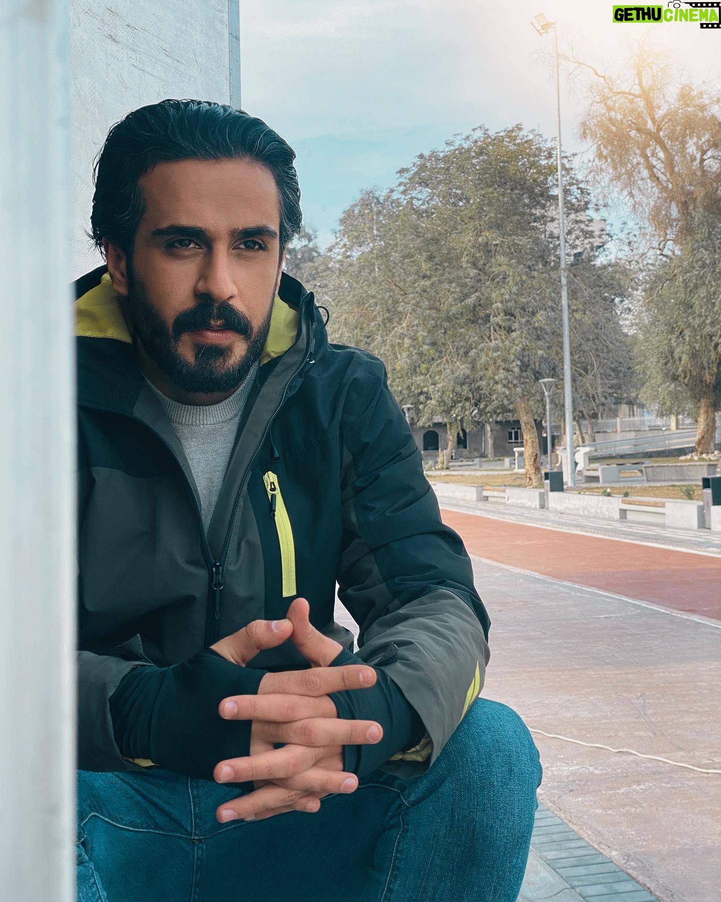 Hussein Hafez - 9.6K Likes - عافو بنات الدنيا كلها.. الا يزوجوني شذى !!؟؟؟
شتكولون انتو ؟؟
رأيكم بحلقة اليوم 🔥 ؟
#عاصم | #عسل_مسموم
#حسين_حافظ