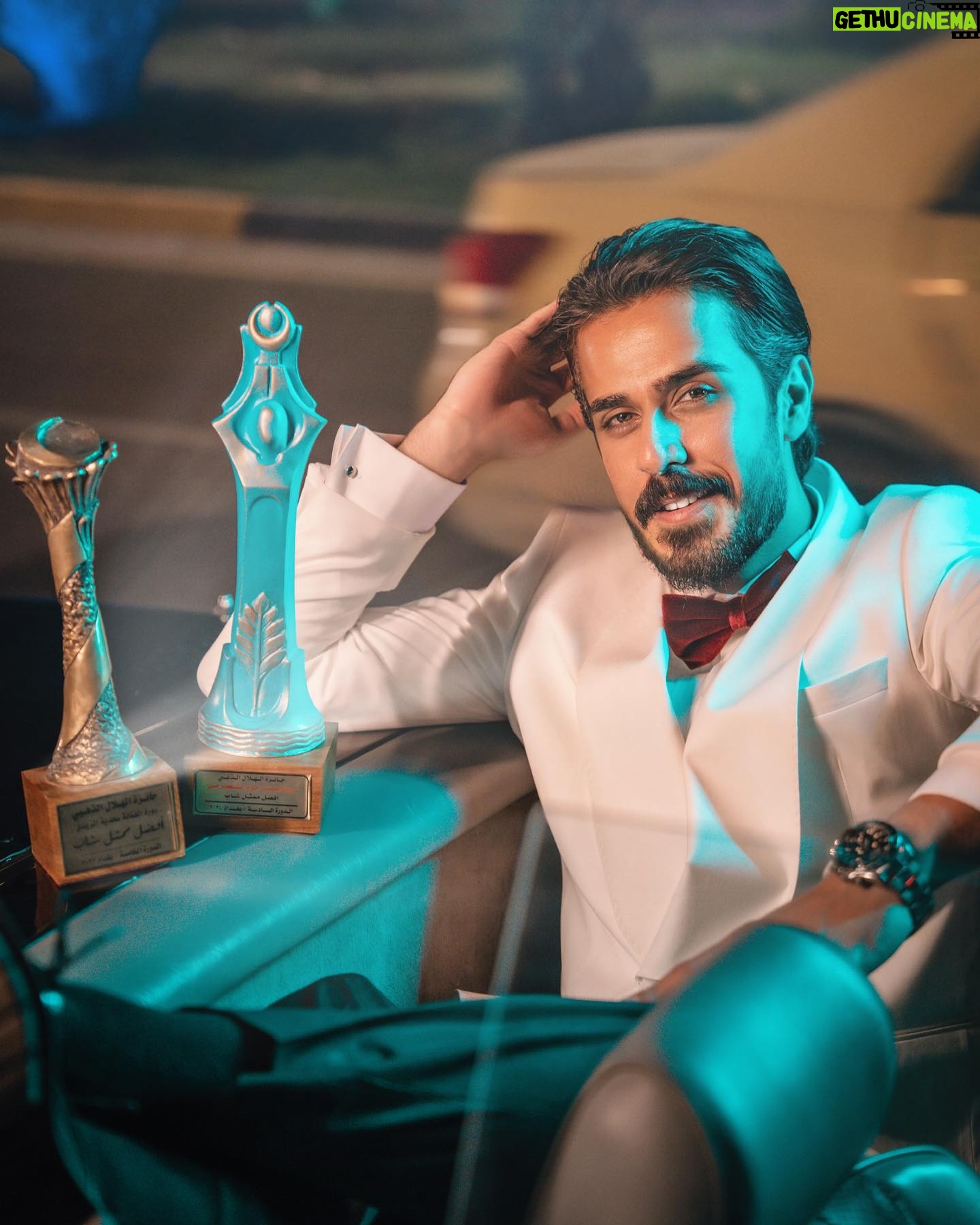 Hussein Hafez - 11.3K Likes - افضل ممثل شاب لموسم 24 للمرة الثانية ع التوالي ⭐️
شكرا للجمهور الي دعمنا ❤️
شكرا لمن منحني الثقة
صانع الابداع الأول الأستاذ @awsalsharqi
الأب والاستاذ @salamarab21
شكرا كبيرة لدعمكم وثقتكم الكبيرة ❤️
@awsstudiosofficial
.
وشكراً كادر #عسل_مسموم جميعاً
.
.outfit by @aqeel.fantasia
Photo by @4u.mk 🔥
.thanks alot @grandsamara.beautycenter @m7mdalamer1
نتمنى ان نلتقي بالأفضل دائماً 🙏🏻❤️
#حسين_حافظ
.