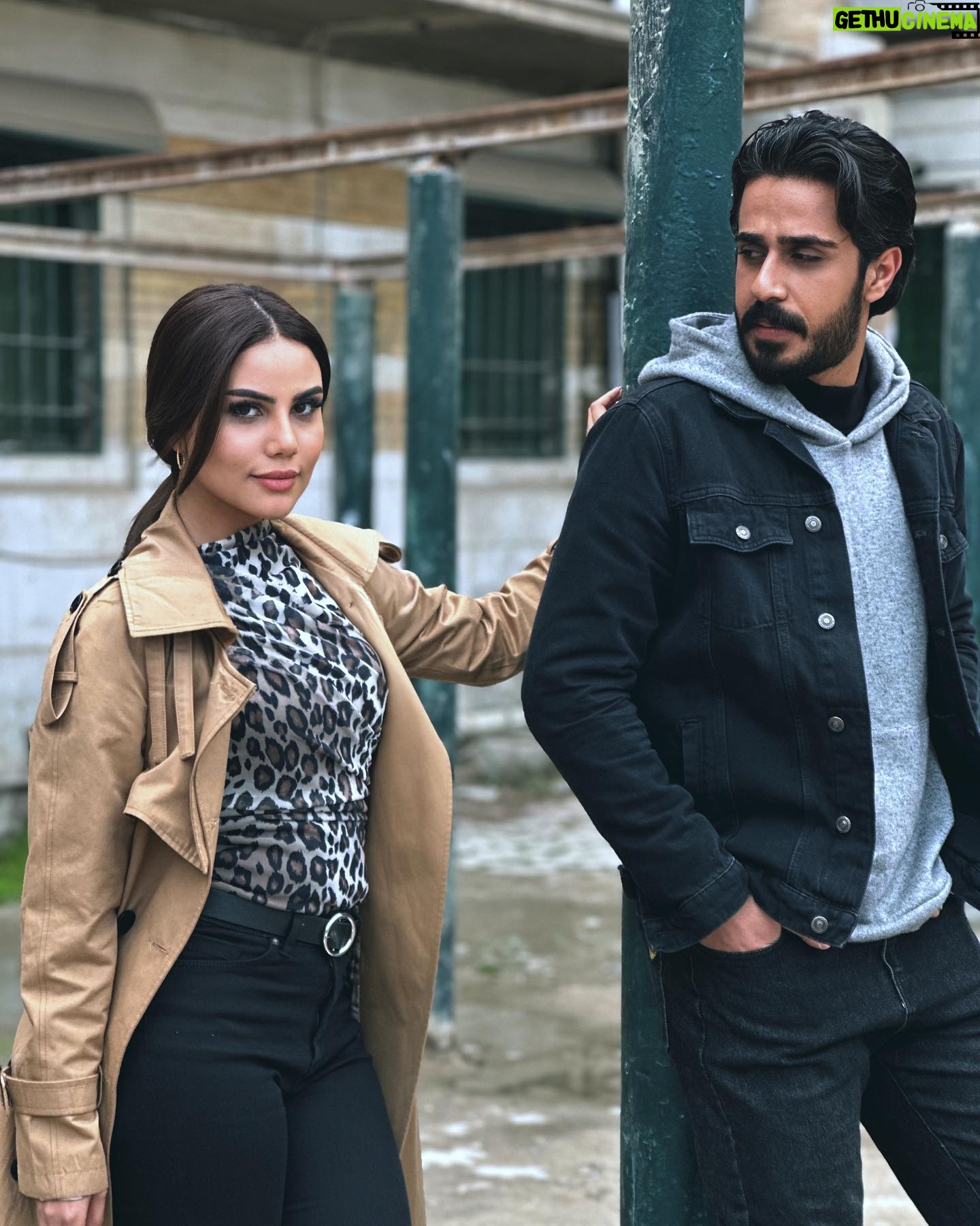 Hussein Hafez - 25.2K Likes - شنو رأيكم بموقف عاصم ؟ صح ؟؟ لو وكع نفسه بورطة چبيرة ؟ 👀
#عاصم | #حسين_حافظ
#عسل_مسموم
@mbciraqtv
@shahid.vod
@awsstudiosofficial
@awsalsharqi
@salamarab21
@mena_nooraldean
