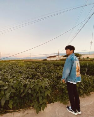 Hwang Chi-yeul Instagram - 동행