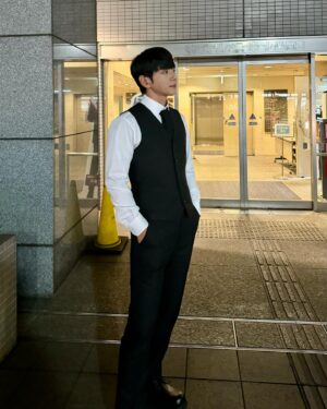 Hwang Chi-yeul Instagram - 기억에 오래 남을 공연☺️ #도쿄 #공연 #감사해요