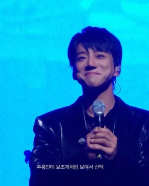 Hwang Chi-yeul Instagram - 멋진 사진 감사해요🥰 #구미콘서트 #사진모음2 #서울말진행 #우리팬님들일잘함