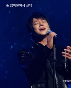 Hwang Chi-yeul Instagram - 또 하나의 멋진 추억을 함께 해주신 모든 분들께 행운만 가득하길 바래요🥰 목은 괜찮으시져? 멋지게 찍어주신 사진을 선택해보았습니다☺️사진올려주신모든분들 감사해요 #구미콘서트 #구미의콘푸레이크 #눈스프레이먹음 #앞줄도같이먹음 #서울말진행