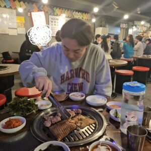 Hwang Je-sung Instagram - 저는 다이어트 할 자격도 없는 놈입니다.... 새벽에 런닝 하러나왔다가 자연스럽게 고깃집으로 뛰쳐들어왔습니다...
너무 힘드네요...