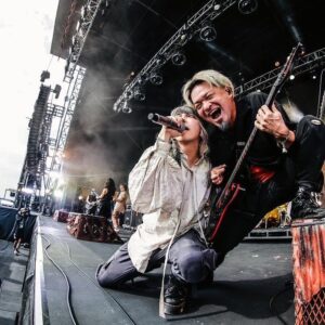 Hyde Instagram - DEAD POP, you guys are insane♪

#HYDE
#DPF24
#SiM
#ken
#SHOWHATE