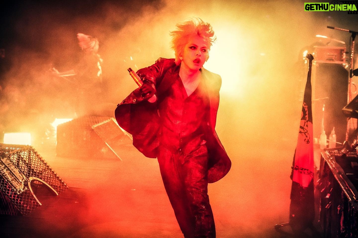 Hyde - 31.5K Likes - Tokyo Day 3
#NEOTOKYOisBack
#HYDE
#HYDELIVE2022