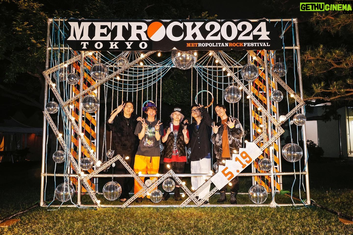 Hyde - 36.8K Likes - Thank you, METROCK Tokyo
#HYDE
#メトロック
#メトロック東京
#オーラル大トリ
#遊んでもらった
#拓也かっこいい
#コアこわい
#THEORALCIGARETTES
#NovelCore
#ContonCandy
@the_oral_cigarettes_official
@iamnovelcore
@contoncandy_official