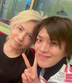 Hyde Instagram - I’m with Yuta now

ユータとなう

#HYDE
#YUTA
#NCT127

@yuu_taa_1026