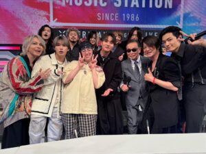 Hyde Instagram - Billie is great of course, but I was happy to see Tamori-san too☆

#HYDE
#MYFIRSTSTORY
#GLAY
#ENHYPEN
#ビリー・アイリッシュ
#BillieEilish
#タモリさん
#Mステ
#ミュージックステーション
@myfirststoryofficial 
@glay0525_official 
@enhypen 
@billieeilish 
@ex_musicstation