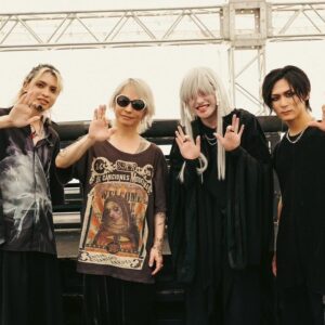 Hyde Instagram - #HYDE
#ARABAKI
#アラバキ2024
#HYDEFEST2024
#行くぜARABAKI
#ELLEGARDEN
#ジグザグ
#花冷え。