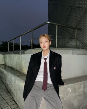 Hyowoo Instagram - _
나 혹시몰라 경고하는데, 지금 위험해
(다음편에)

#swf #스우파콘서트
