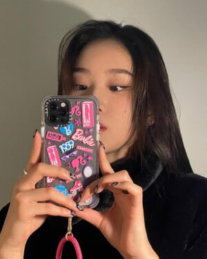 Hyowoo Instagram - #제품협찬 
두가지 맛
수상해
"'
"
'
@casetify_kr @casetify @barbie @casetify_colab #barbiexcasetify #barbie #casetify #케이스티파이 #바비인형