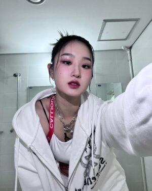 Hyowoo Instagram - 😜🫶💖