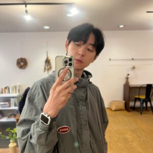 Hyun Woo Instagram - 어느날 #트레블라블라
#여행 잠시 보고갈게요👍🏾