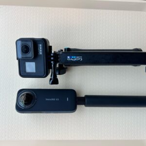 Hyun Woo Instagram - 처음 사용해본 #insta360x3
아직 편집이 익숙하지 않지만 적응하면 무궁무진한 컨텐츠가 탄생할거같다! 심지어 튜토리얼도 있음👍🏾
바이크 탈때도 이렇게 역동적이고 재밌는데 서핑할땐 얼마나 더 멋진 영상이 나올까 벌써부터 기대된다!😊

제품 및 악세서리 후원해주신 @insta360 @insta360kr 에 감사인사 드리고 본사 소개해준 @carolinep8528 땡큐👍🏾
같이 라이딩가자🏍️
#브이로그#일상#서핑#바이크