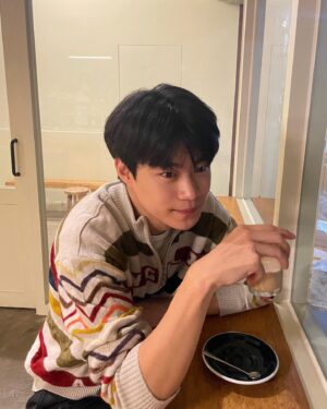 Hyun Woo-seok Instagram - 🌕