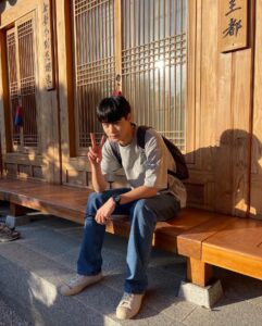Hyun Woo-seok Top 100 Instagram Photos and Posts