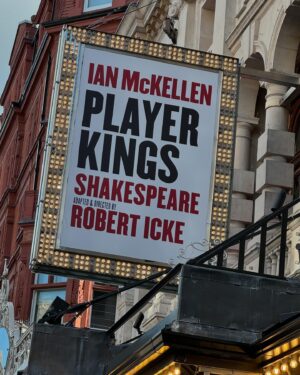 Iain Armitage Instagram - I got to see this incredible production TWICE in London! Ian McKellen was the best Falstaff I could ever imagine. When I went back to see him after the show, I complimented his cap and he gave it to me! And check out his jacket! Literally 🔥