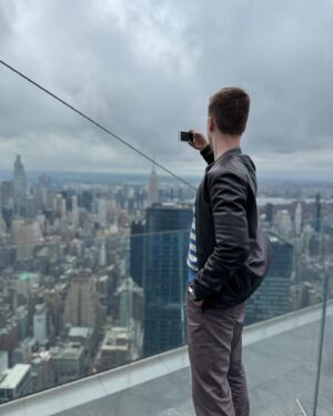 Iain Armitage Instagram - “I’m exactly where I’m supposed to be.” It’s a pretty good mantra even when where I am is up a 100-story building, above the city- What a view!