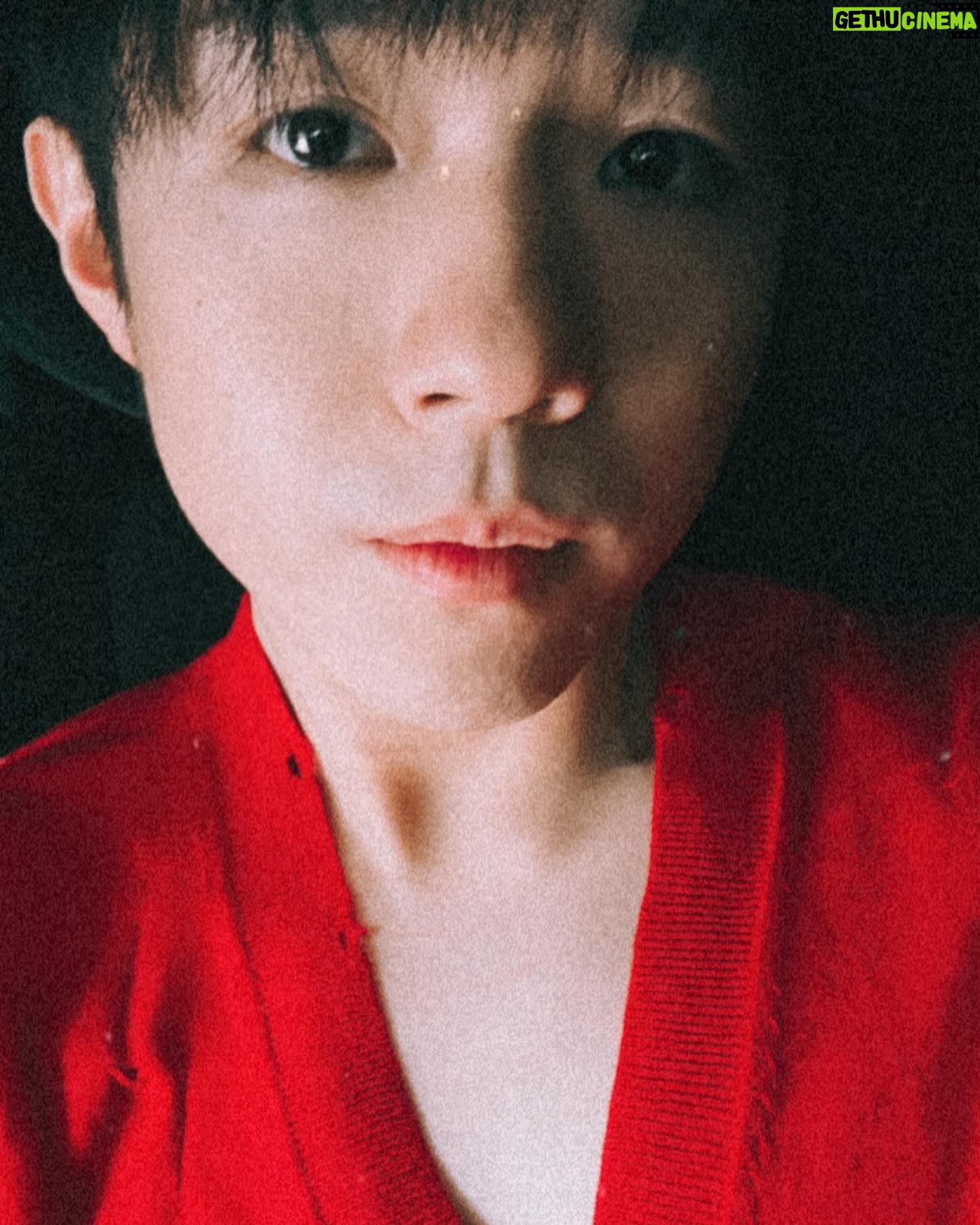 Ian Chan - 33.7K Likes - -
Hi👀