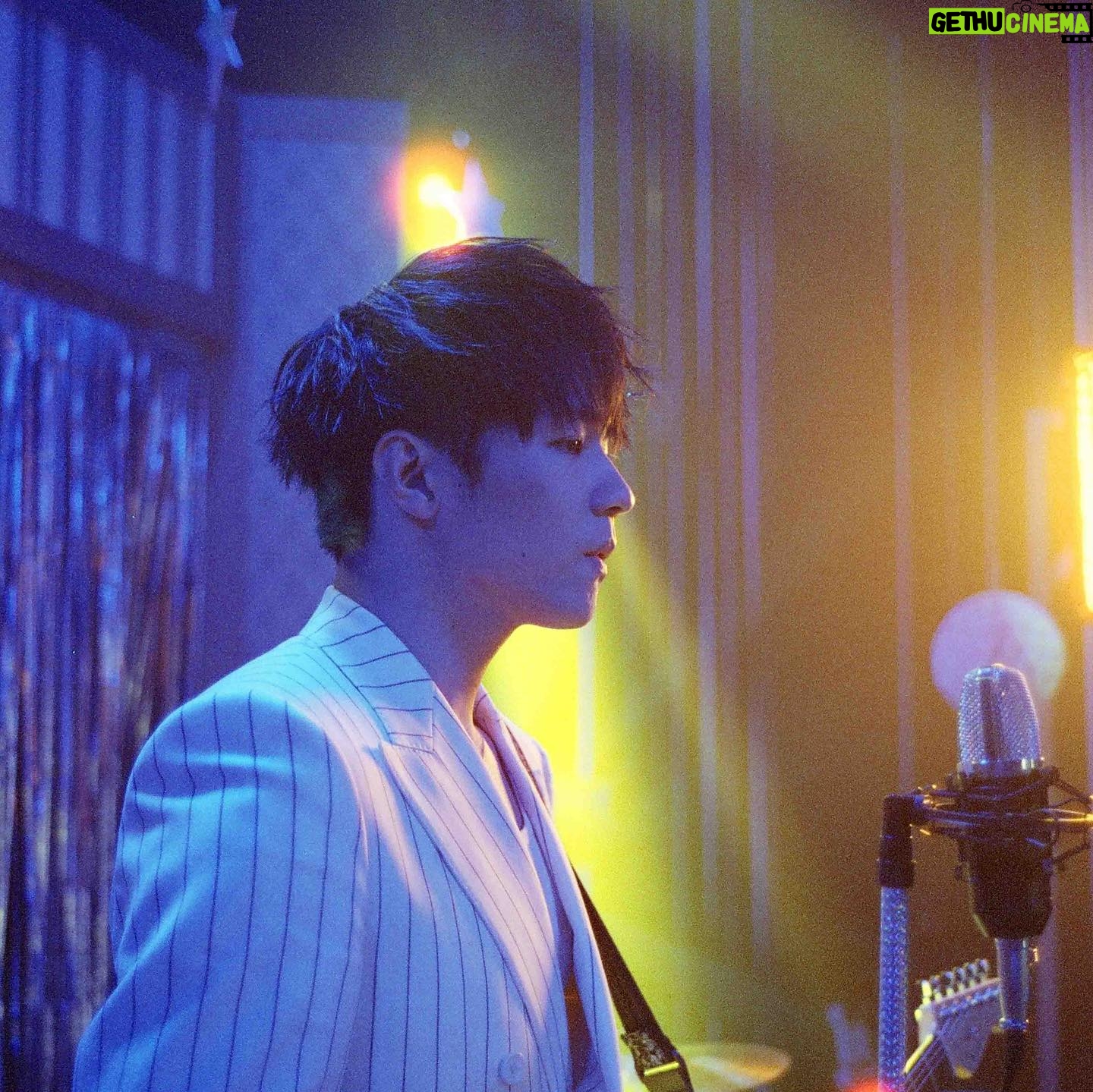 Ian Chan - 38.4K Likes - -
New song is out🤓
Happy Valentines
#Lostatfirstsight