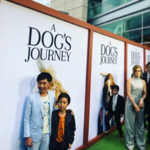 Ian Chen Instagram - Mom, please get me a dog 😊❤️💕...
See #ADogsJourney in theaters May 17th!!! 👕 Thank you, @kirakids @jcrew!