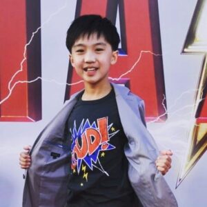 Ian Chen Instagram - ⚡️sHazAM!⚡️ Thanks everyone for a great premiere and see it in theaters April 5th. 
#SHAZAM #dc #eugenechoi Thank you, 👕 @jcrew 📷 @gettyimages