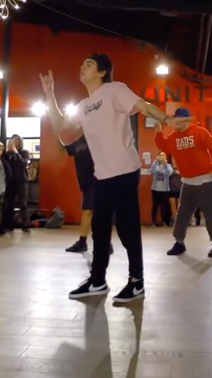 Ian Eastwood Instagram - SEE YOU TONIGHT @mdcdance! 8:30PM! teaching “BOYS A LIAR” one last time before i retire it! 
•
original video circa 2017! @noahtratree @bonguno @hughniverse @thenameisjv @trevortakemoto 
•
“iSpy” - @superduperkyle @____brick @naz 
•
#dance #dancer #choreography #choreographer #commercialdance #commercialchoreography