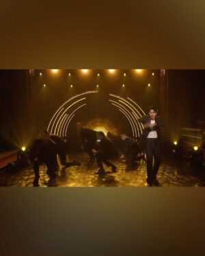 Ian Eastwood Instagram - so grateful to experience this. this moment in my life has changed my personal relationship with dance all over again! i will never forget this time. so thankful and very inspired! ✨🫶❤️‍🔥
-
JUNG KOOK [ @bts.bighitofficial ] “STANDING NEXT TO YOU”  @fallontonight @jimmyfallon LIVE PERFORMANCE.
-
CHOREO : @keonemadrid @shaylatukolan @minbro1325 
-
DANCERS : @brianpuspos @ian_eastwood @jakebrandorff @devinpornel @dom_lashvwn @jakekodish 
-
#btsarmy #dance #dancer #commercialdance #jungkook #golden #jimmyfallon #nbc