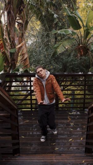 Ian Eastwood Instagram - 👥LETS LETS LETS🫂
•
#FRESHairFREESTYLES
•
🎶 | “otra vez” - @prodmarvin_ 
🎥 | @brandon_arreaga 
•
#dancer #freestyle #improvisation #dance #dancefilm #lofi #rainyday #mood