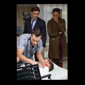 Ian Verdun Instagram - This week’s episode of @siren seems almost prophetic with everything that’s happening in the world right now *no spoilers though, duh*. I know we do a crazy show about killer mermaids, but i’d personally like to dedicate this week’s episode to the first responders and hospital workers who are risking their lives everyday to help us all through this crisis. Thank you all for your diligent and heroic work, we are all eternally in your debt. Hopefully we’re doing our part to at least entertain you when you’re not out there on the front lines, saving lives. #thankyou #firstresponders #nurses #emt #doctors