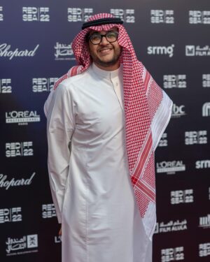 Ibrahim Alkhairallah Instagram - الخلاط   
فيلم الخلاط هذه المرة بيكون في نتفلكس يوم ١٩ جانيوري 
@telfaz11 
@netflixmena 

من اليوتيوب رحلة الخلاط مستمرة مرت على سجادة حمرا في احلى مهرجان دولي 
@redseafilm 
يوم ١٩ جانيوري حتبدا رحلتها الجديدة على @netflixmena