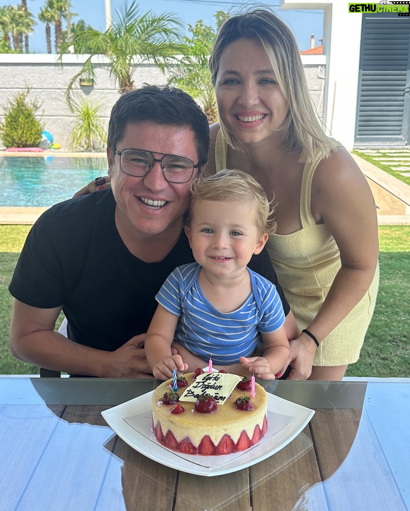 İbrahim Büyükak - 154.3K Likes - 40’ım çıktı 💙🎂👶